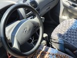 Hyundai Accent-4
