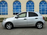 Nissan March-6