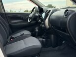 Nissan March-12