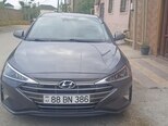 Hyundai Elantra-1