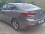 Hyundai Elantra-5