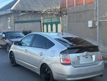 Toyota Prius-5