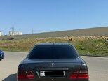 Mercedes E 220-6