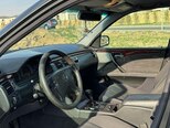 Mercedes E 220-5