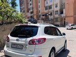 Hyundai Santa Fe-4