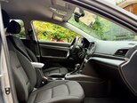 Hyundai Elantra-13