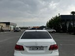 Mercedes E 220-9