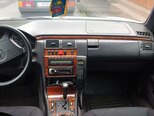 Mercedes E 240-6