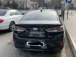Hyundai Sonata-2