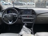 Hyundai Sonata-18
