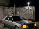 Mercedes 220 E-5
