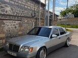 Mercedes 220 E-9