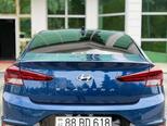 Hyundai Elantra-9