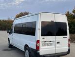 Ford Transit-10