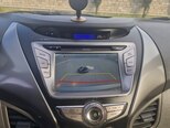 Hyundai Elantra-11