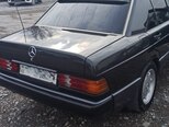 Mercedes 190-10