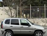 Chevrolet Niva-4