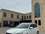 Mitsubishi Outlander-3