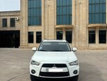 Mitsubishi Outlander-1