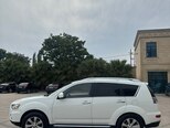 Mitsubishi Outlander-8