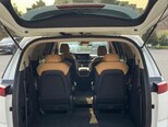 Kia Carnival-10