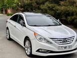Hyundai Sonata-4