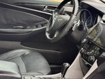 Hyundai Sonata-16