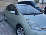 Toyota Prius-5