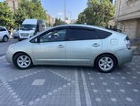 Toyota Prius-7