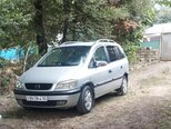 Opel Zafira-9