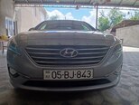 Hyundai Sonata-1