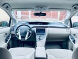Toyota Prius-5