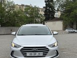 Hyundai Elantra-1
