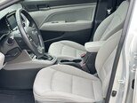 Hyundai Elantra-9