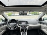 Hyundai Elantra-13