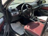 Opel Astra-11