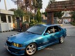 BMW 320-1