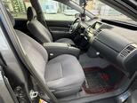 Toyota Prius-14