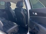 Kia Sorento-14