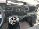 Ford Transit-12
