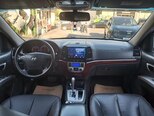Hyundai Santa Fe-15