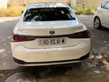 Lexus ES 300h-7