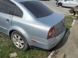 Volkswagen Passat-2