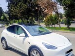 Tesla Model Y-11