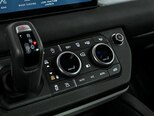 Land Rover Defender-17