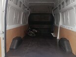 Ford Transit-8
