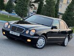 Mercedes E 220-2
