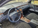 Mercedes E 240-2