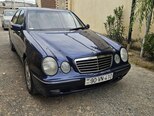 Mercedes E 240-4