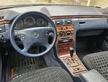 Mercedes E 240-5